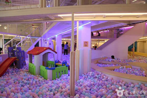 몬스터리움 전경 사진