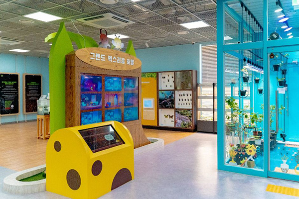 벅스리움 곤충 생태 미디어 전시 공간