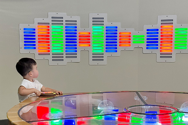 서울상상나라 빛과 색 인터랙티브 체험 공간