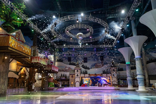 원마운트 스노우파크 실내 눈 공연 무대